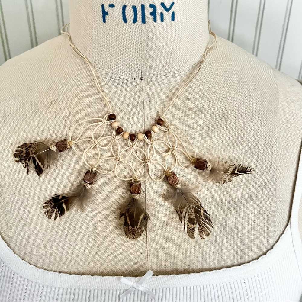 Vintage Crochet Macrame & Feathers Natural Boho Style Necklace